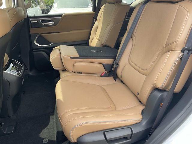 2026 INFINITI QX80 LUXE W/ SPLIT BENCH PACKAGE