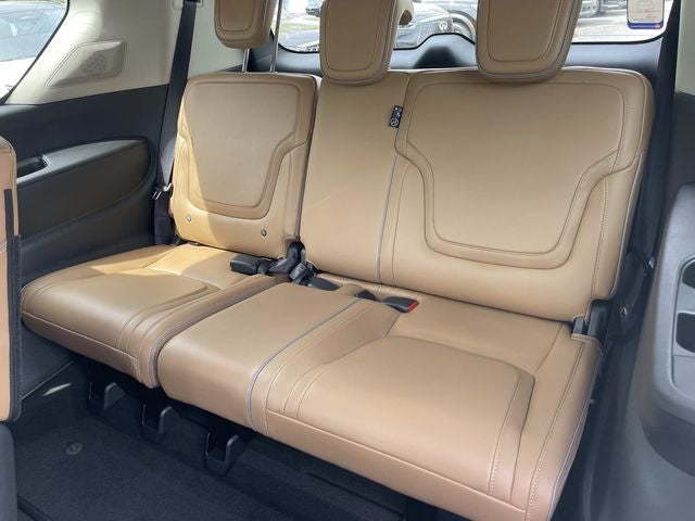 2026 INFINITI QX80 LUXE W/ SPLIT BENCH PACKAGE