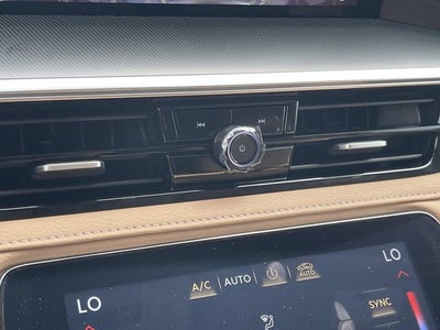 2026 INFINITI QX80 LUXE W/ SPLIT BENCH PACKAGE