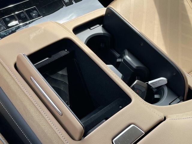 2026 INFINITI QX80 LUXE W/ SPLIT BENCH PACKAGE
