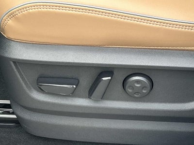 2026 INFINITI QX80 LUXE W/ SPLIT BENCH