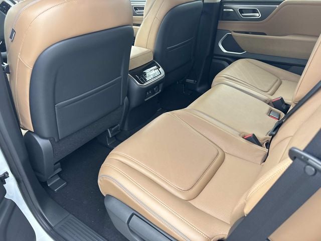 2026 INFINITI QX80 LUXE W/ SPLIT BENCH