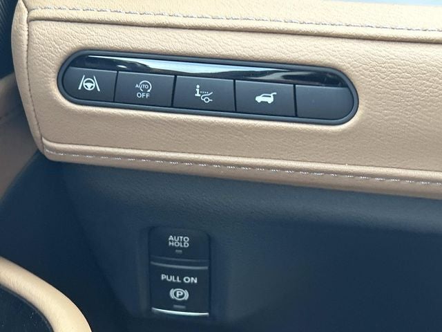 2026 INFINITI QX80 LUXE W/ SPLIT BENCH