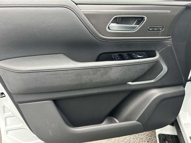 2026 INFINITI QX80 LUXE W/ SPLIT BENCH