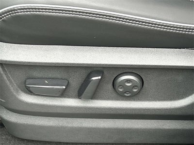 2026 INFINITI QX80 LUXE W/ SPLIT BENCH