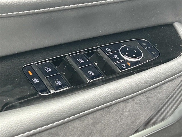 2026 INFINITI QX80 LUXE W/ SPLIT BENCH