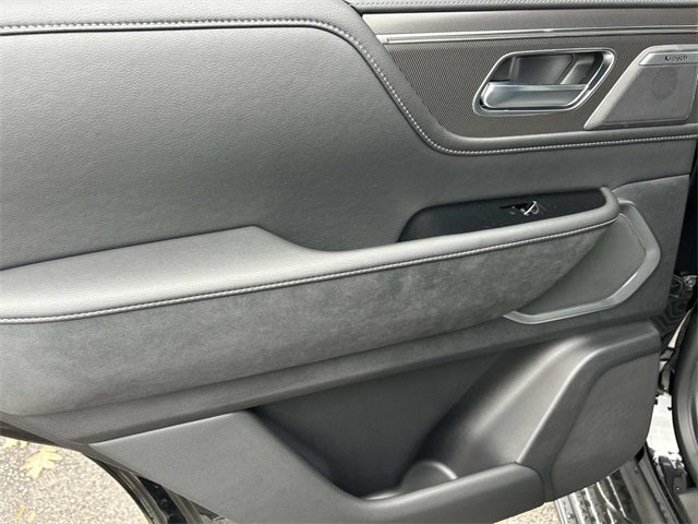 2026 INFINITI QX80 LUXE W/ SPLIT BENCH