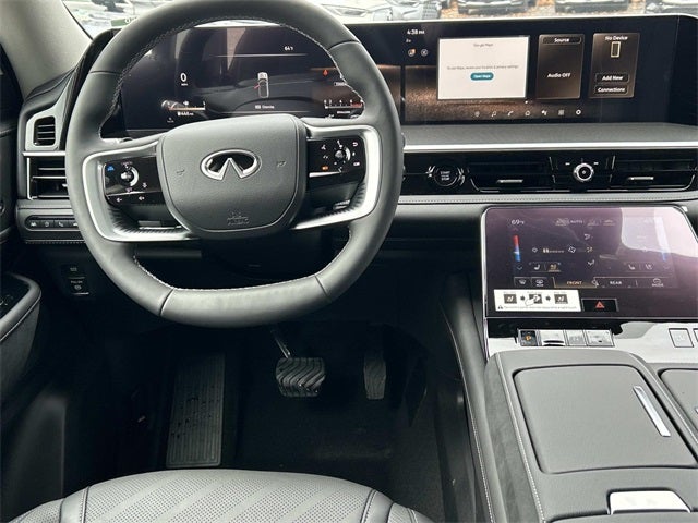 2026 INFINITI QX80 LUXE W/ SPLIT BENCH