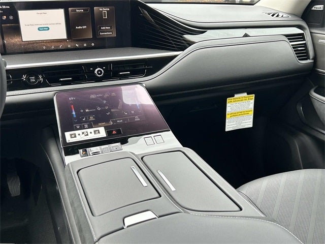 2026 INFINITI QX80 LUXE W/ SPLIT BENCH