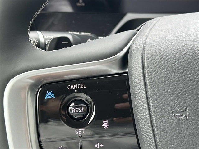 2026 INFINITI QX80 LUXE W/ SPLIT BENCH