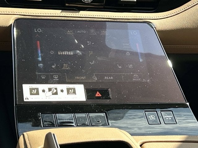2027 INFINITI QX80 LUXE