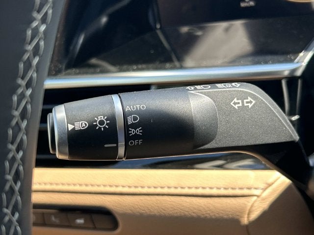 2027 INFINITI QX80 LUXE