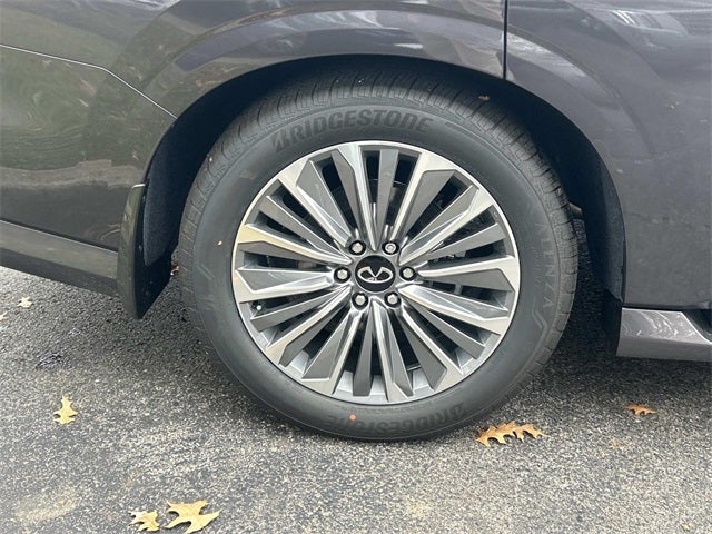 2026 INFINITI QX80 LUXE W/ SPLIT BENCH