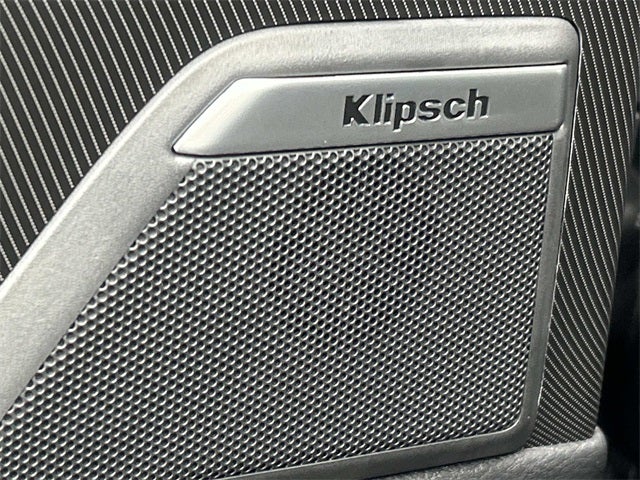 2026 INFINITI QX80 LUXE W/ SPLIT BENCH