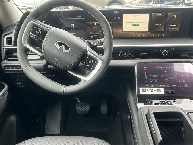 2026 INFINITI QX80 LUXE W/ SPLIT BENCH