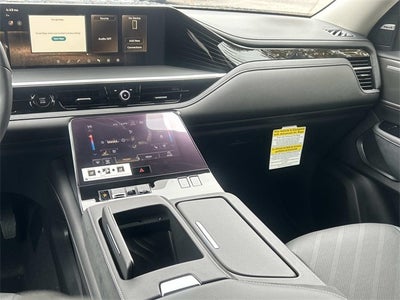 2026 INFINITI QX80 LUXE W/ SPLIT BENCH