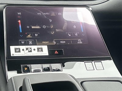 2026 INFINITI QX80 LUXE W/ SPLIT BENCH