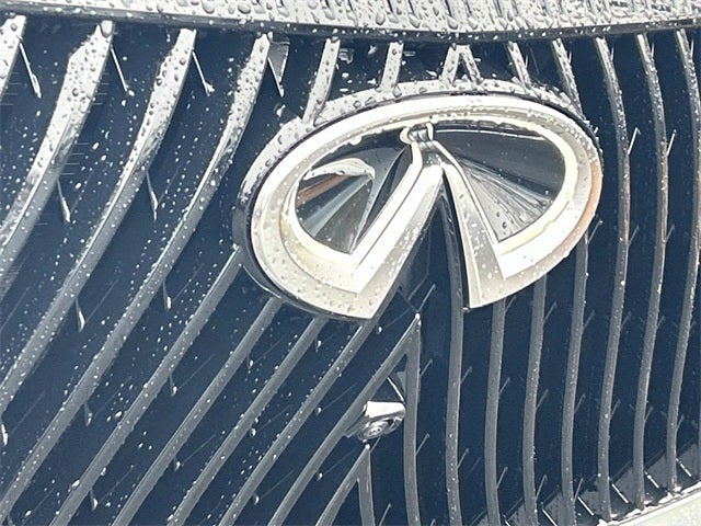 2026 INFINITI QX80 LUXE SPLIT BENCH