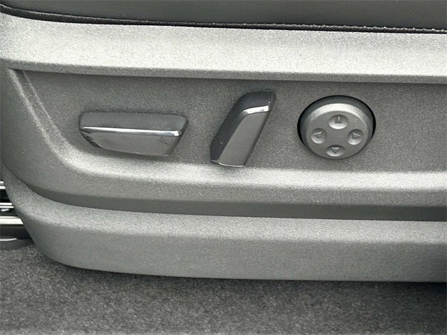 2026 INFINITI QX80 LUXE SPLIT BENCH