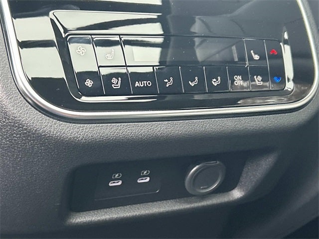 2026 INFINITI QX80 LUXE SPLIT BENCH