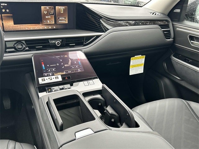 2026 INFINITI QX80 LUXE SPLIT BENCH