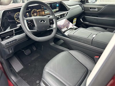 2026 INFINITI QX80 LUXE W/ SPLIT BENCH