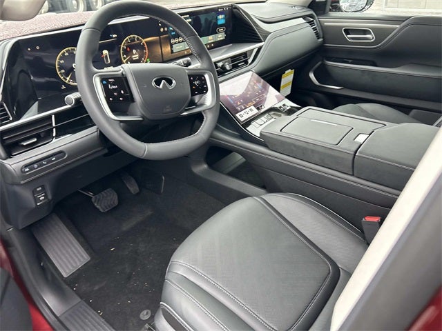 2026 INFINITI QX80 LUXE W/ SPLIT BENCH