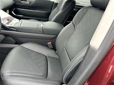 2026 INFINITI QX80 LUXE W/ SPLIT BENCH