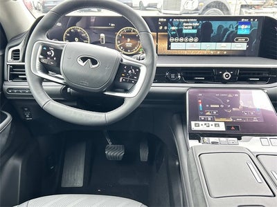 2026 INFINITI QX80 LUXE W/ SPLIT BENCH
