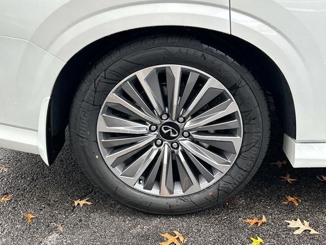 2026 INFINITI QX80 LUXE W/ SPLIT BENCH