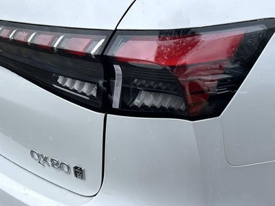 2026 INFINITI QX80 LUXE W/ SPLIT BENCH