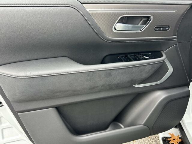 2026 INFINITI QX80 LUXE W/ SPLIT BENCH