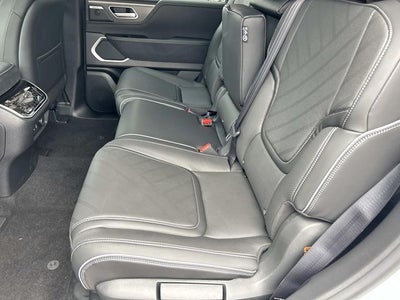 2026 INFINITI QX80 LUXE W/ SPLIT BENCH