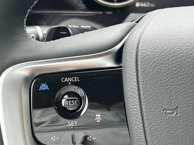 2026 INFINITI QX80 LUXE W/ SPLIT BENCH