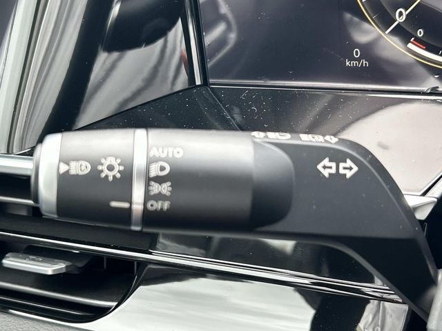 2026 INFINITI QX80 LUXE W/ SPLIT BENCH