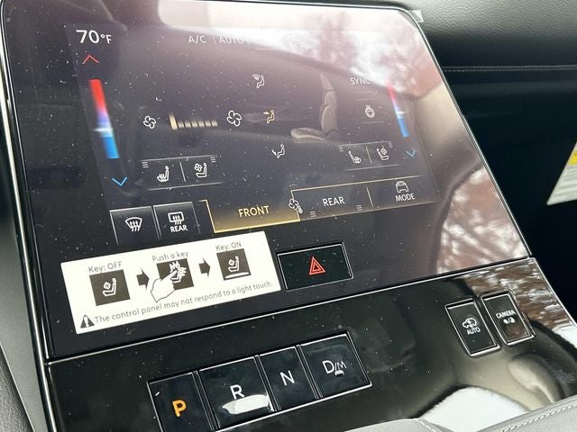 2026 INFINITI QX80 LUXE W/ SPLIT BENCH