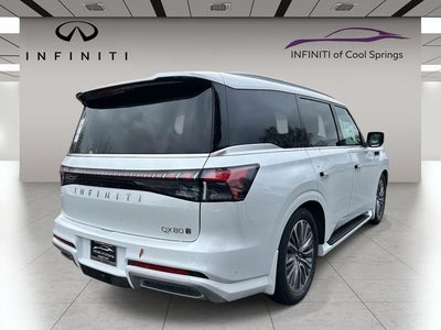 2026 INFINITI QX80 LUXE W/ SPLIT BENCH