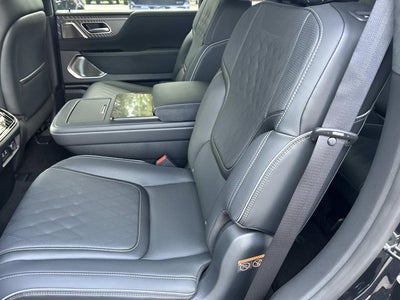 2027 INFINITI QX80 AUTOGRAPH
