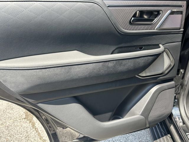 2027 INFINITI QX80 AUTOGRAPH
