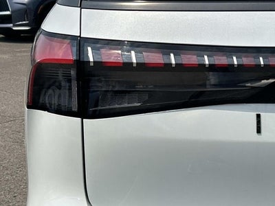 2027 INFINITI QX80 AUTOGRAPH