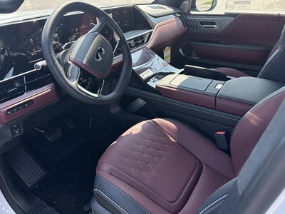 2027 INFINITI QX80 AUTOGRAPH